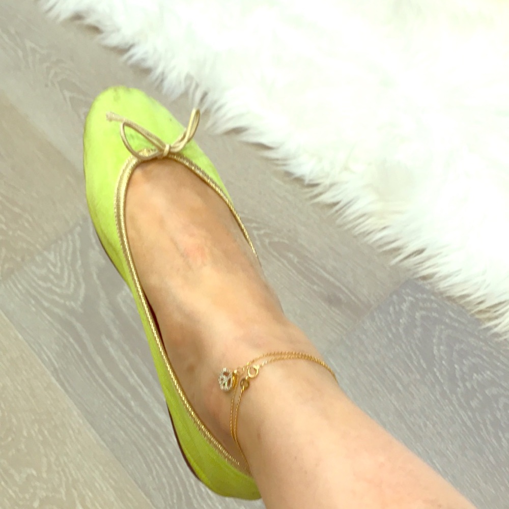 Cute flat ballet shoes.